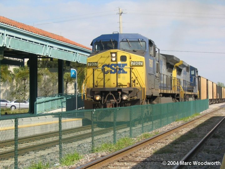 csx_7907_on_point_of_k941.jpg