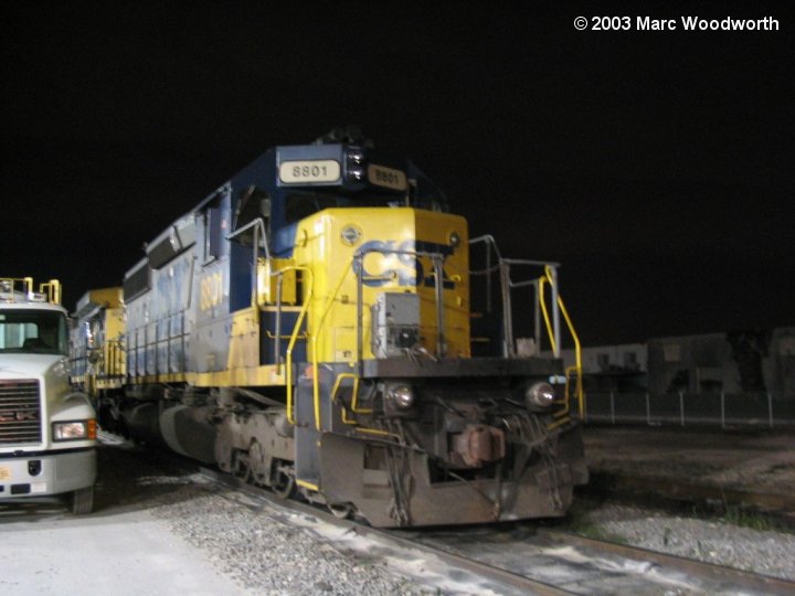 csx_8801_an_sd40-2.jpg