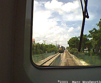 southbound_csx_passing_p616_at_ccs.jpg